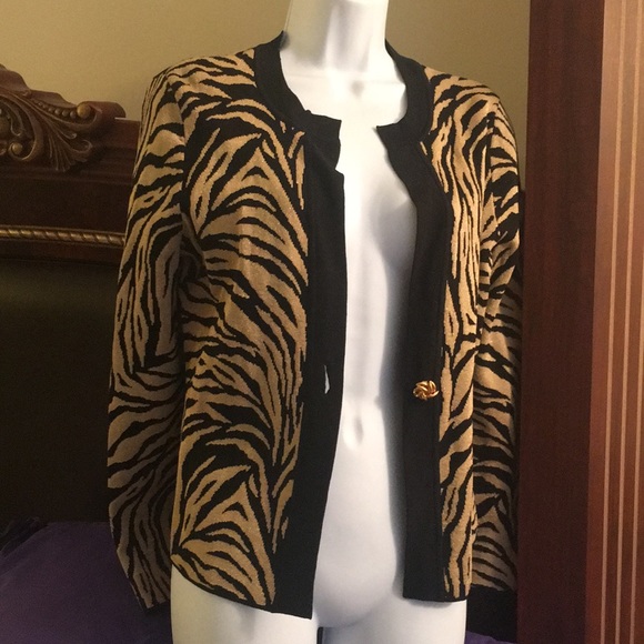 Jones New York Signature - Picture 2 of 6